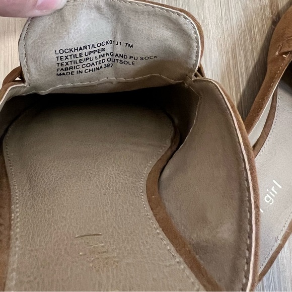 MADDEN GIRL Lockhart Slip On Mules With Gold Chain Size 7 - Picture 5 of 6